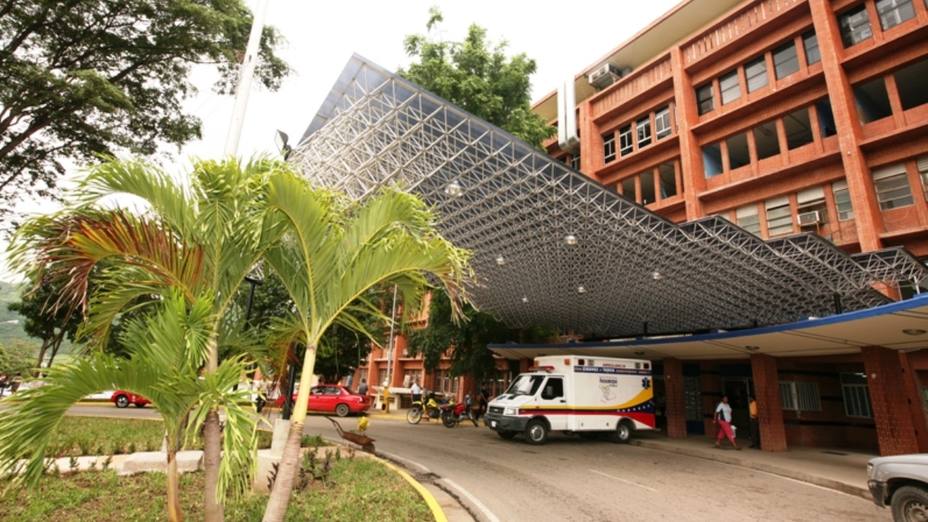 Ni guantes ni oxígeno: La desidia del Hospital Central de San Cristóbal en video
