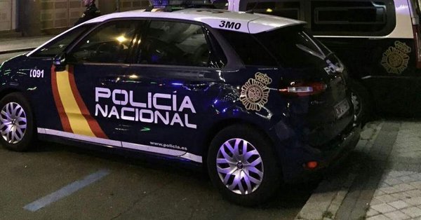 Hallan en París botellas con gasolina y detonador rudimentario