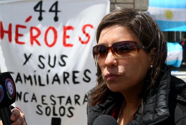 Marta Vallejos, hermana de uno de los 44 tripulantes del submarino argentino desaparecido en el océano Atlántico desde el 15 de noviembre. EFE