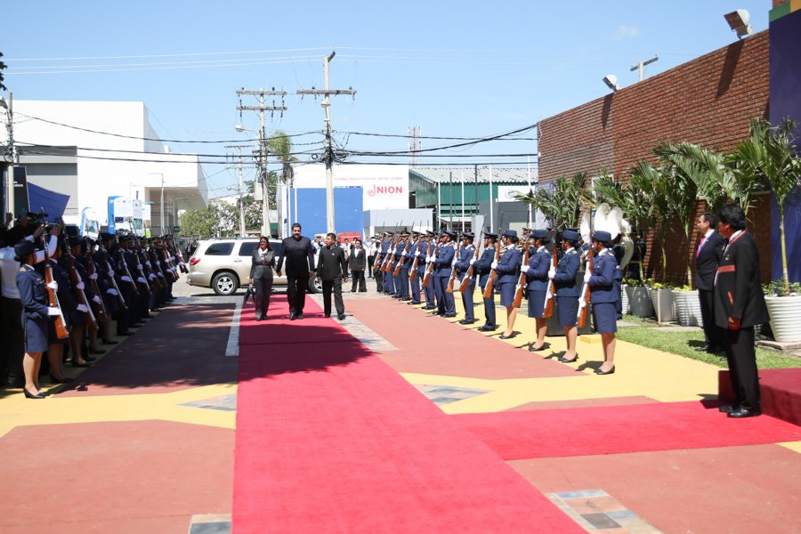 Maduro participa en la Cumbre del IV Foro de Países Exportadores de Gas en Bolivia