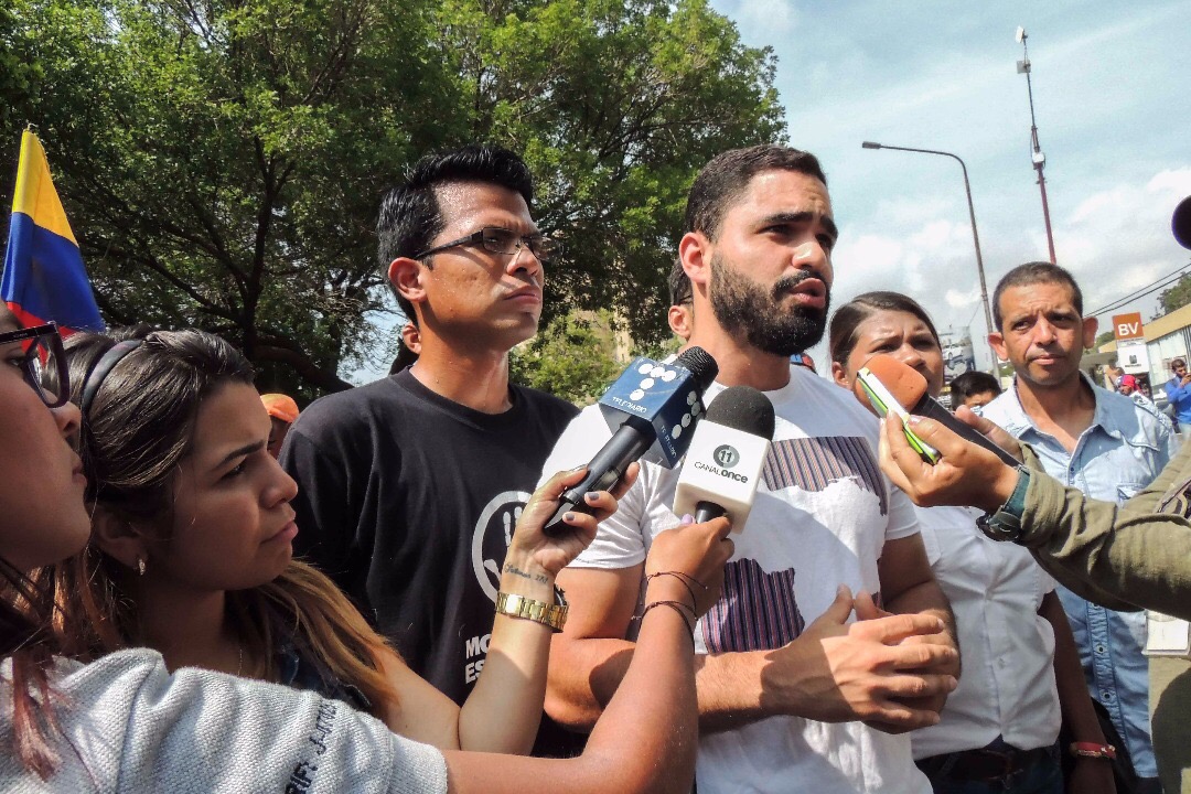 Víctor Barboza: Prefirieron optar por un cargo y no combatir la dictadura