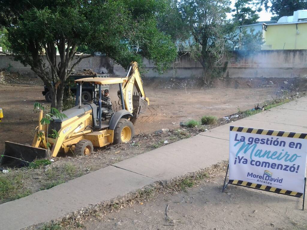 Alcalde Morel David emprende recuperación urbana de Maneiro