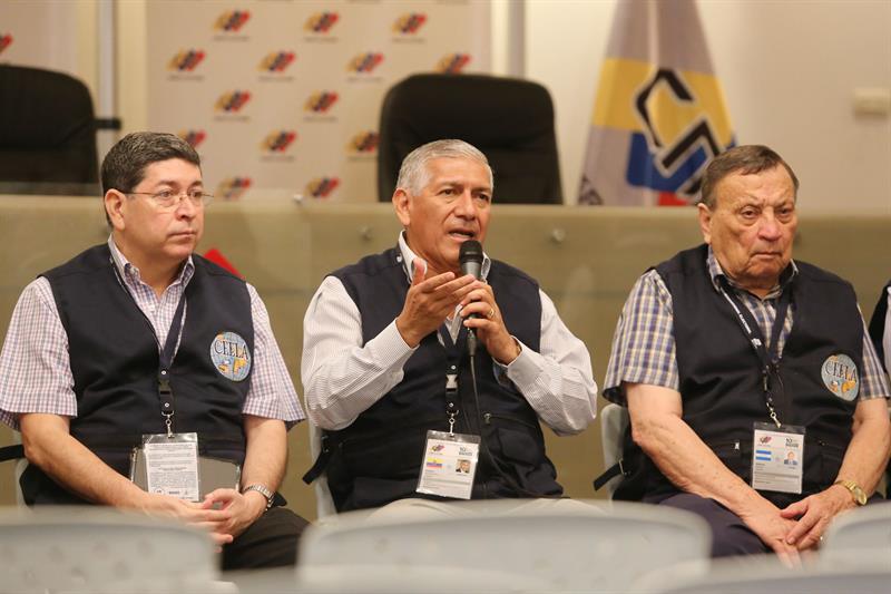 Acompañantes internacionales dicen que sistema electoral venezolano es seguro