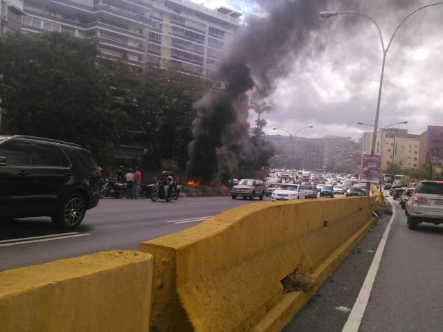 camionesta incendiada