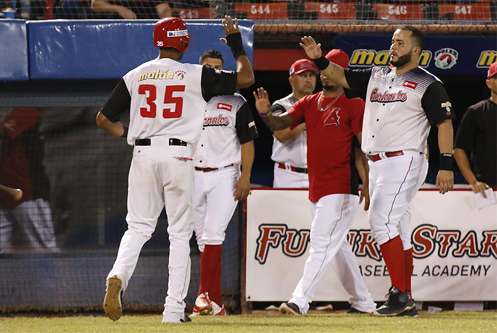 Cardenales de Lara castigó a los Tiburones de La Guaira con potente 10-3