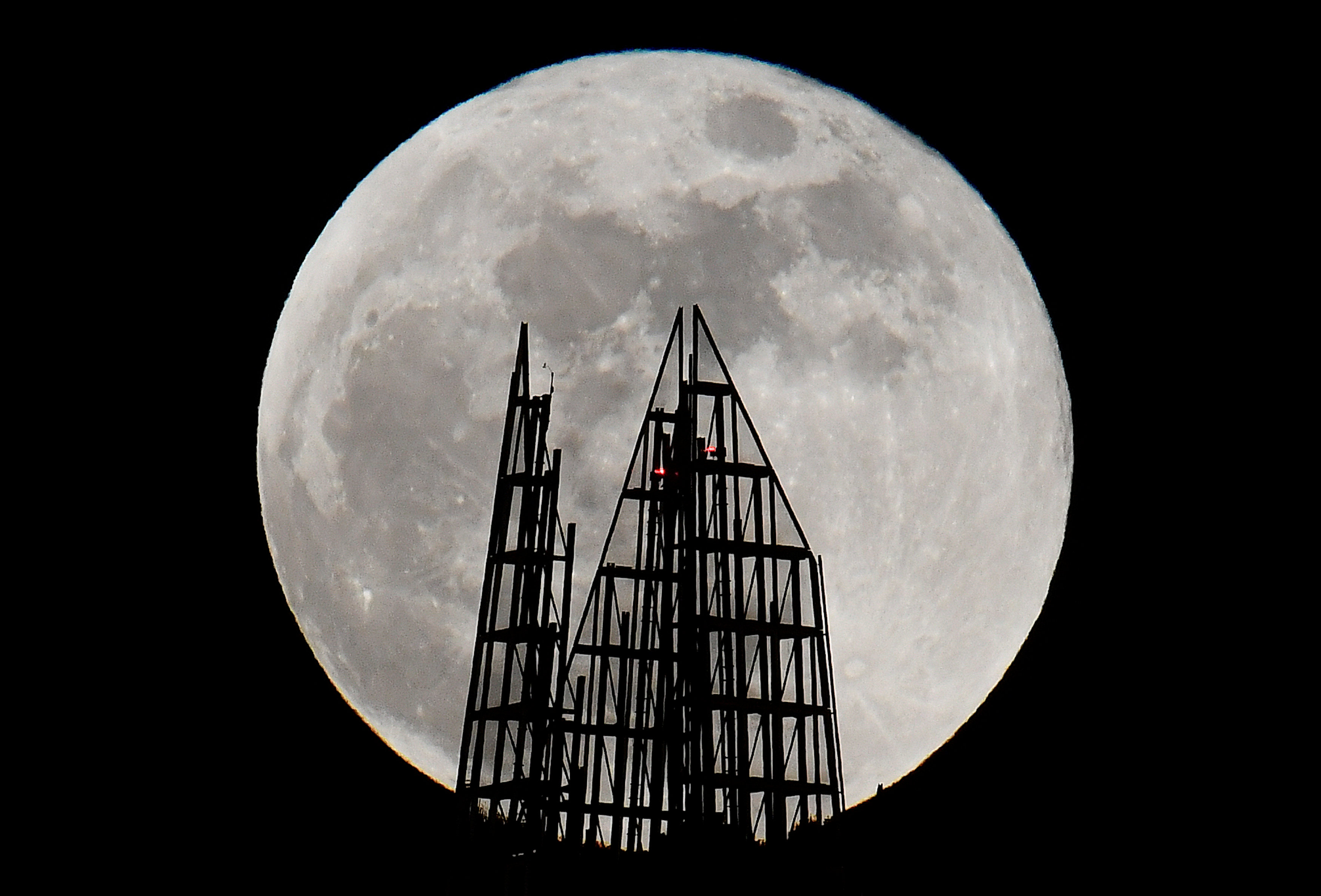 Superluna azul con eclipse y luna de sangre: cuatro fenómenos en uno