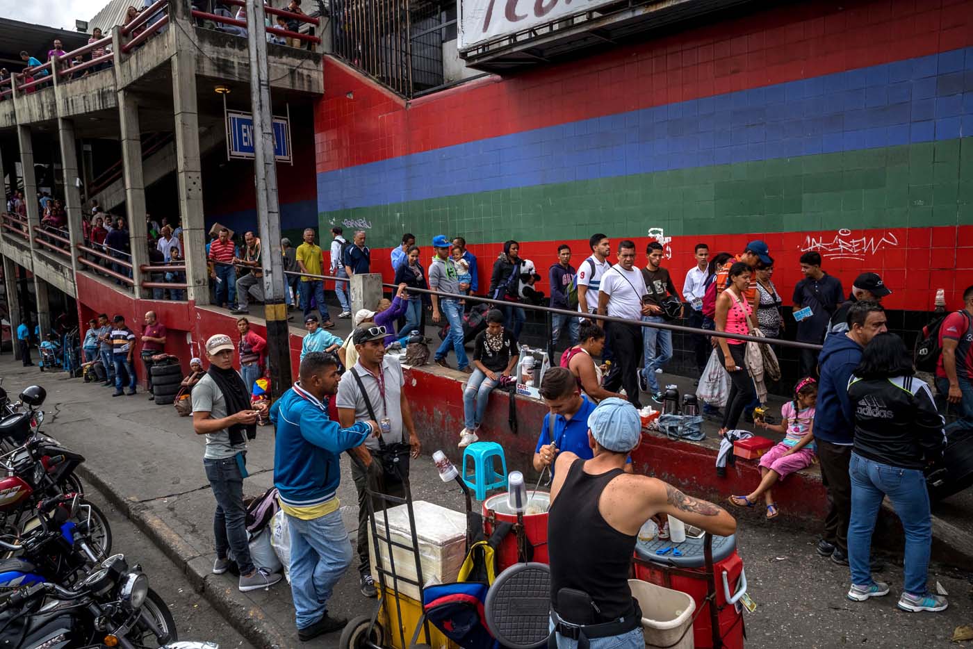 Terminales de pasajeros están preparados para recibir ola de viajeros