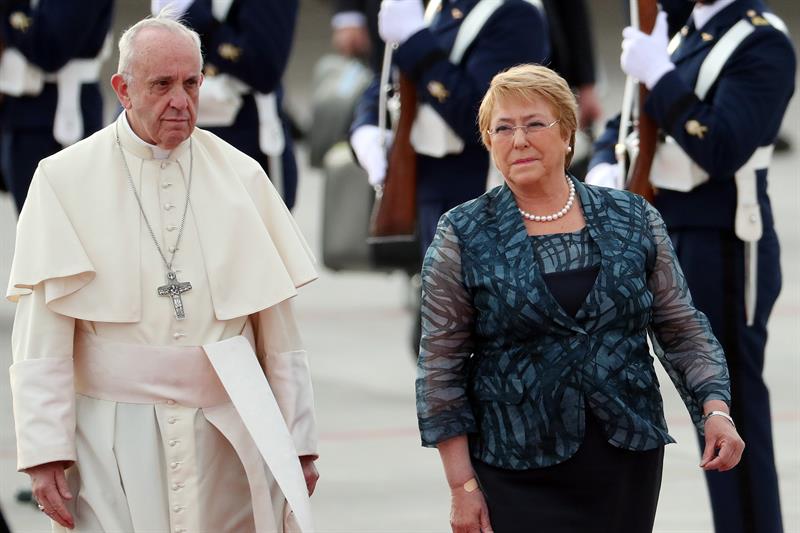 El papa Francisco se reúne con Bachelet para hablar sobre Venezuela