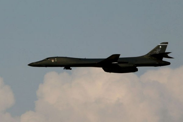 Aviones militares de EAU presuntamente han violado el espacio aéreo de Qatar (fotografía: AFP)