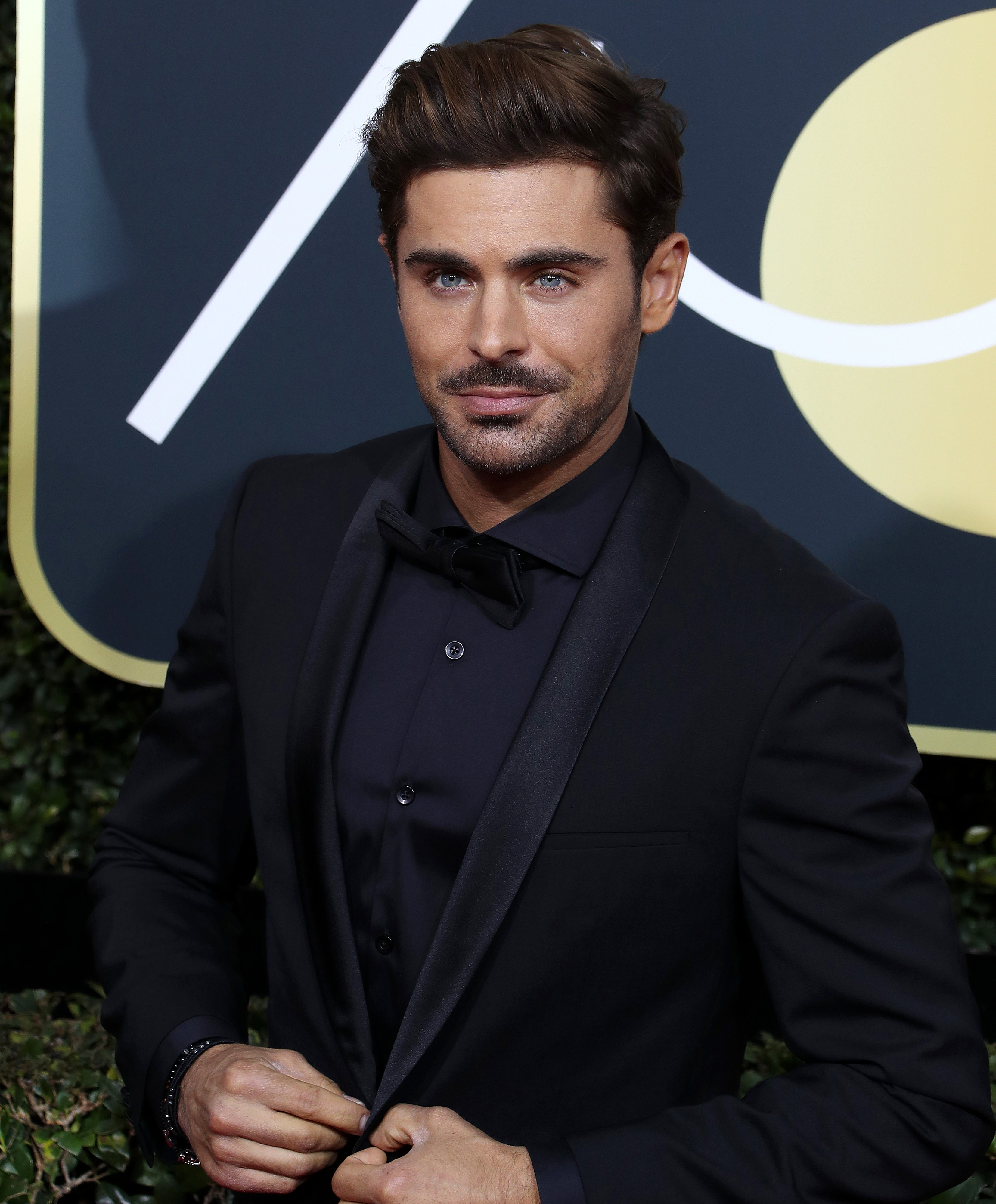 ¡OMG! Zac Efron y su radical cambio de look te dejarán en shock (Foto)