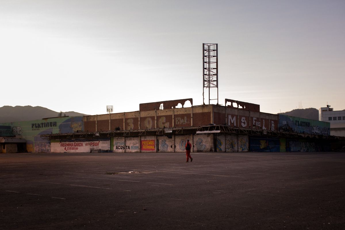 Especial Bloomberg: Al igual que la industria, los hambrientos trabajadores petroleros también se derrumban