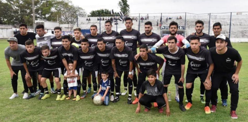 Futbolista amenaza de muerte con una pistola a su entrenador para ser titular