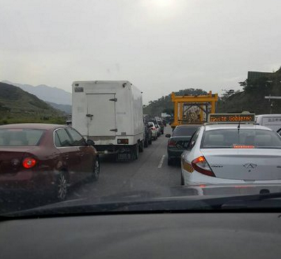 Cola en el Peaje de Guacara sentido Maracay #6Feb, reportan transeúntes