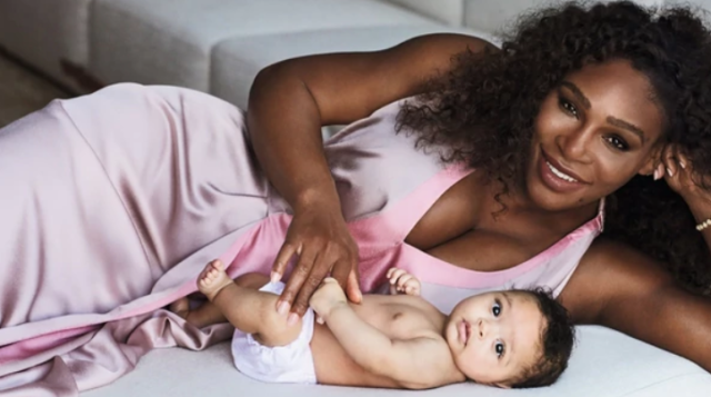 La tenista estadounidense Serena Williams junto a su hija