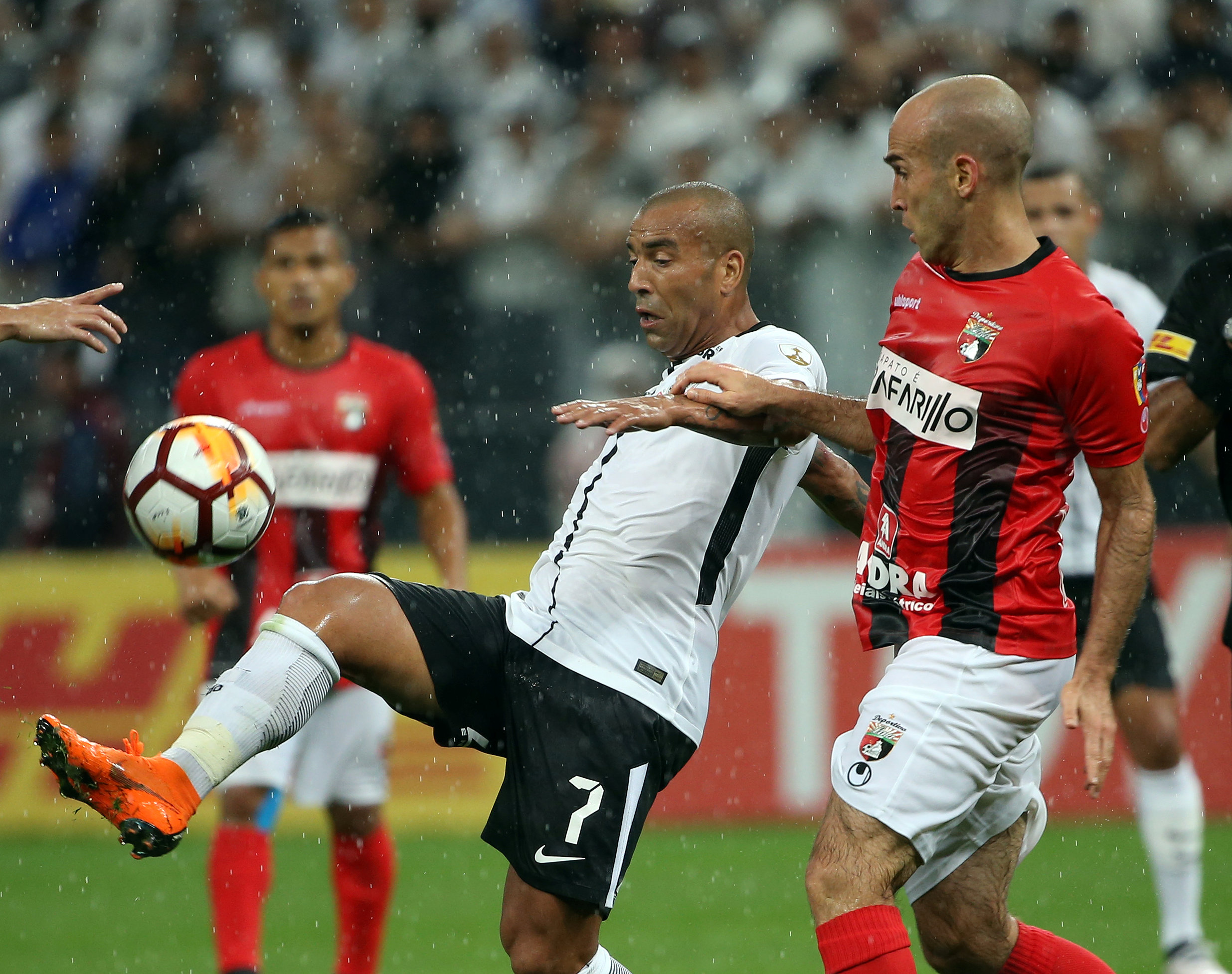 Deportivo Lara no pudo frenar a Corinthians y se quedó con el segundo puesto del grupo