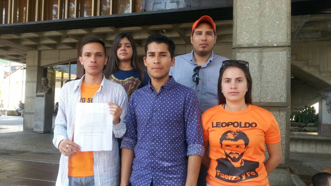 Juventud merideña exige respuesta a Corpoelec