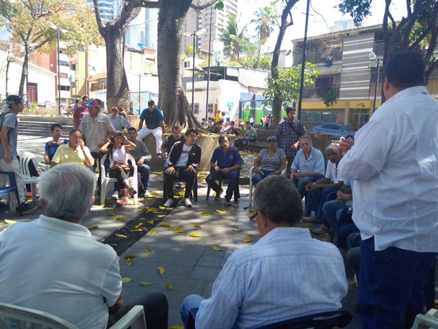 Así se encuentran los vecinos de Chacao en la asamblea del #FrenteAmplioEnLaCalle