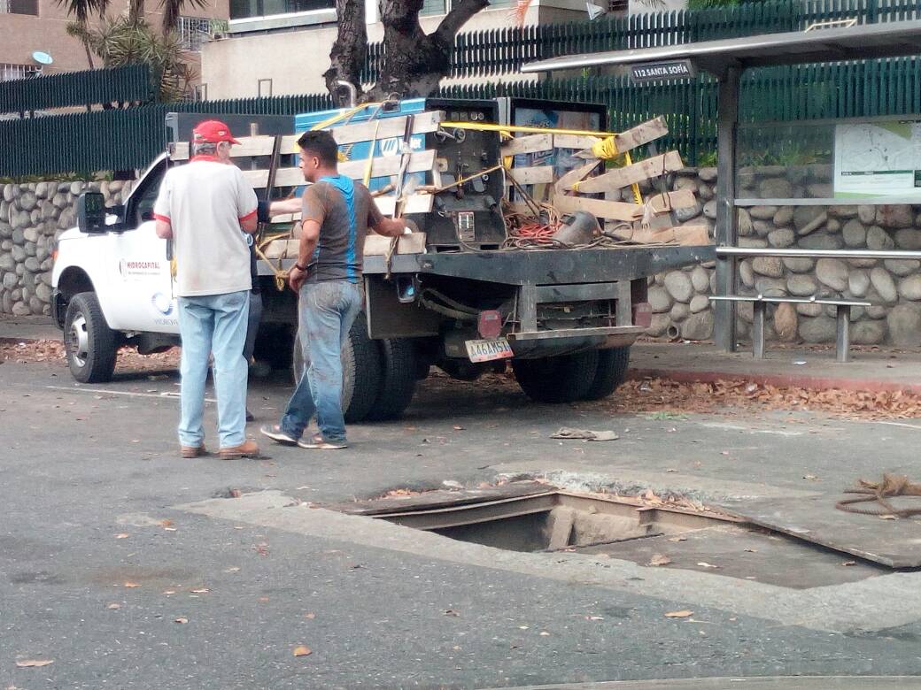 Muere ahogado trabajador de Hidrocapital en drenaje de Baruta