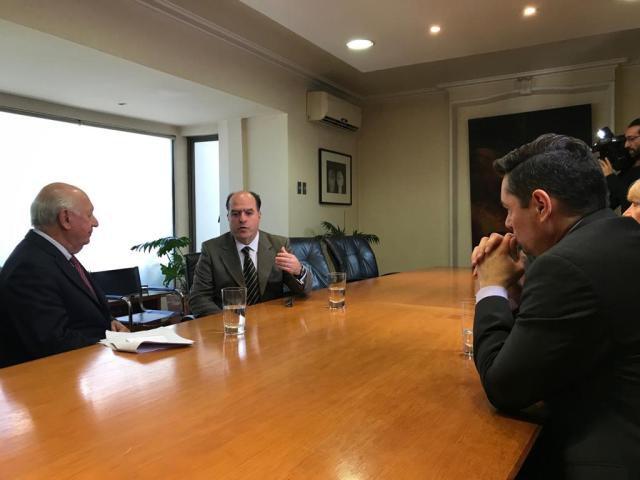 Carlos Vecchio y Julio Borges reunidos con el expresidente chileno, Ricardo Lagos // Foto Prensa