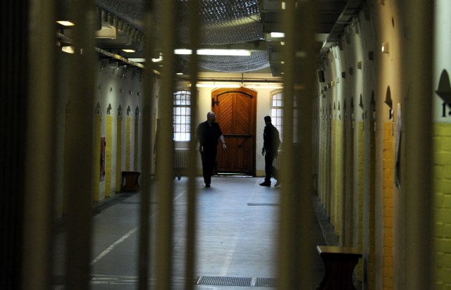 This picture taken on July 1, 2013 in Neumuenster, northern Germany, shows prison guards at the Neumuenster prison (Justizvollzugsanstalt JVA). Former Catalan regional president Carles Puigdemont is detained in Neumuenster since March 25, 2018. / AFP PHOTO / dpa / Carsten Rehder / Germany OUT