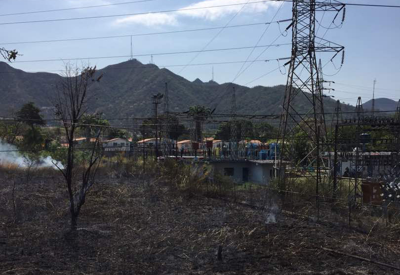 Explosión de subestación Guaparo genera apagón en Valencia  #25Mar