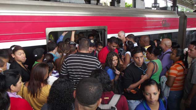 Rechazó la instauración del sistema de transporte en camiones "cuales cerdos al matadero". Foto: Guayoyo. 