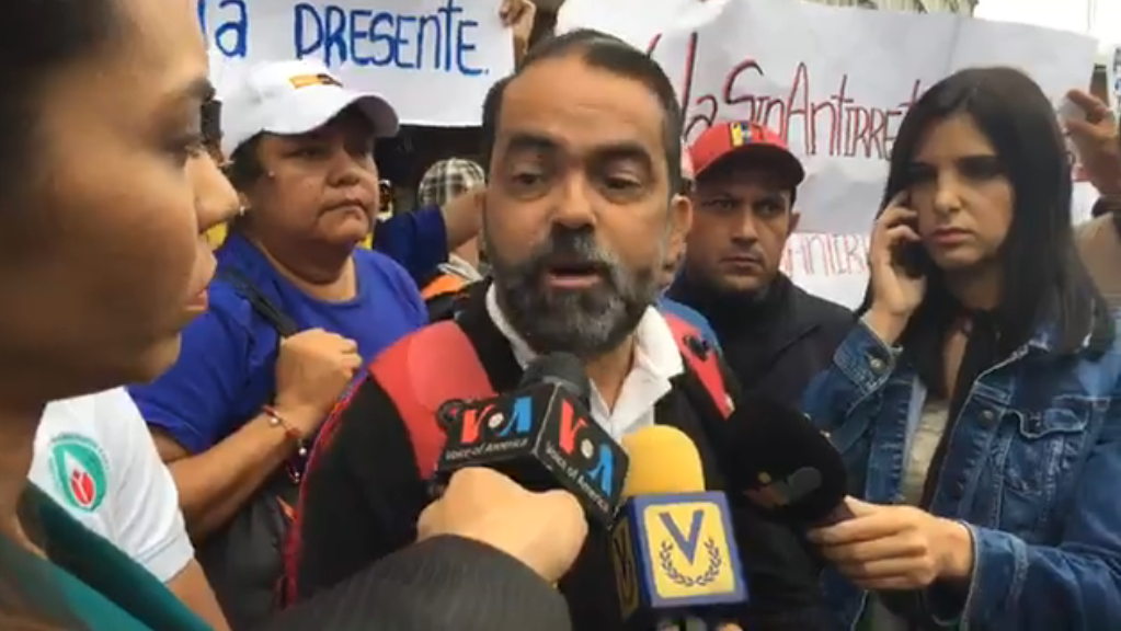 Pacientes con VIH protestaron frente al ministerio de Salud por falta de medicamentos #18Abr (video)