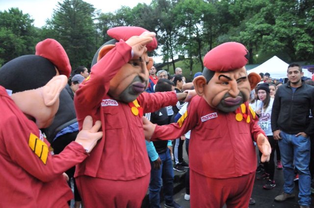 Foto: Hugo Chávez aparece en la campaña para la gobernación de Veracruz en México / Animal Político 