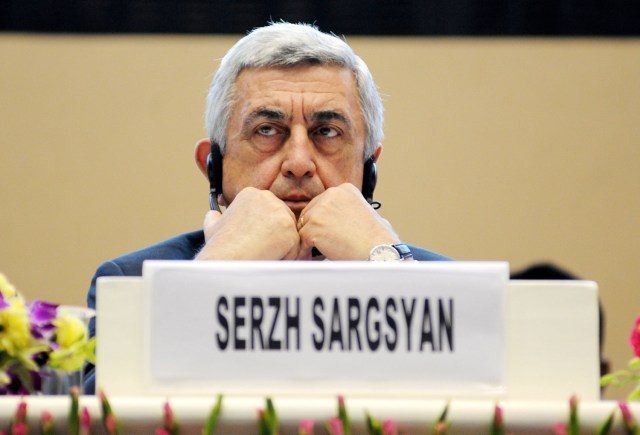 EPA442. NUEVA DELHI (INDIA), 23/04/2018.- Foto de archivo del presidente de Armenia, Serge Sargsián, durante su participación en el congreso World Food India 2017 en Nueva Delhi (India) el 3 de noviembre de 2017. El primer ministro y expresidente de Armenia, Serge Sargsián, anunció hoy en un comunicado su dimisión en medio de las multitudinarias protestas de la oposición que exige su renuncia. EFE/ Str