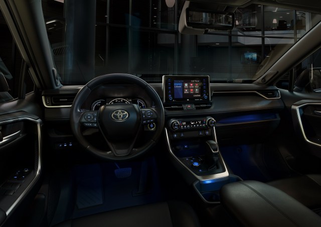 Toyota-RAV4-2019 (8)