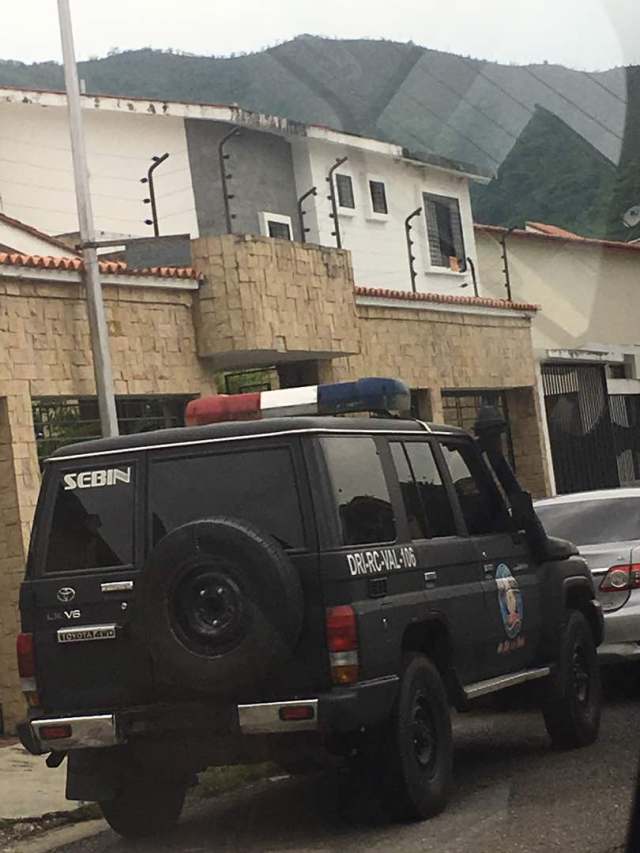 El hogar del magistrado está ubicado en Valencia, estado Carabobo. 