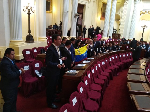 Foto: Delegación venezolana llegó al III Encuentro de la Red del Parlamento en Perú / Sabrina Martín