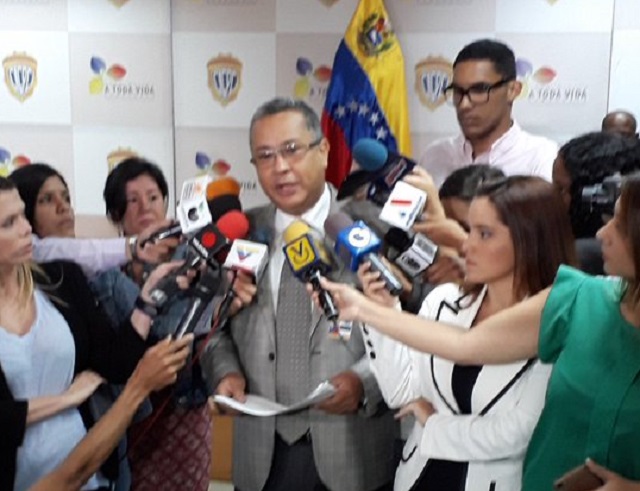 Douglas Rico, director del Cicpc, ofrece rueda de prensa // Foto @secretariacicpc