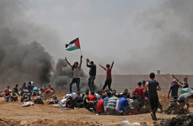 Un portavoz de Hamás indicó en un comunicado que "los palestinos no aceptarán vivir bajo el bloqueo que se ha impuesto en la Franja de Gaza y están determinados a escribir su documento de autodeterminación" | FOTO: AFP / MOHAMMED ABED