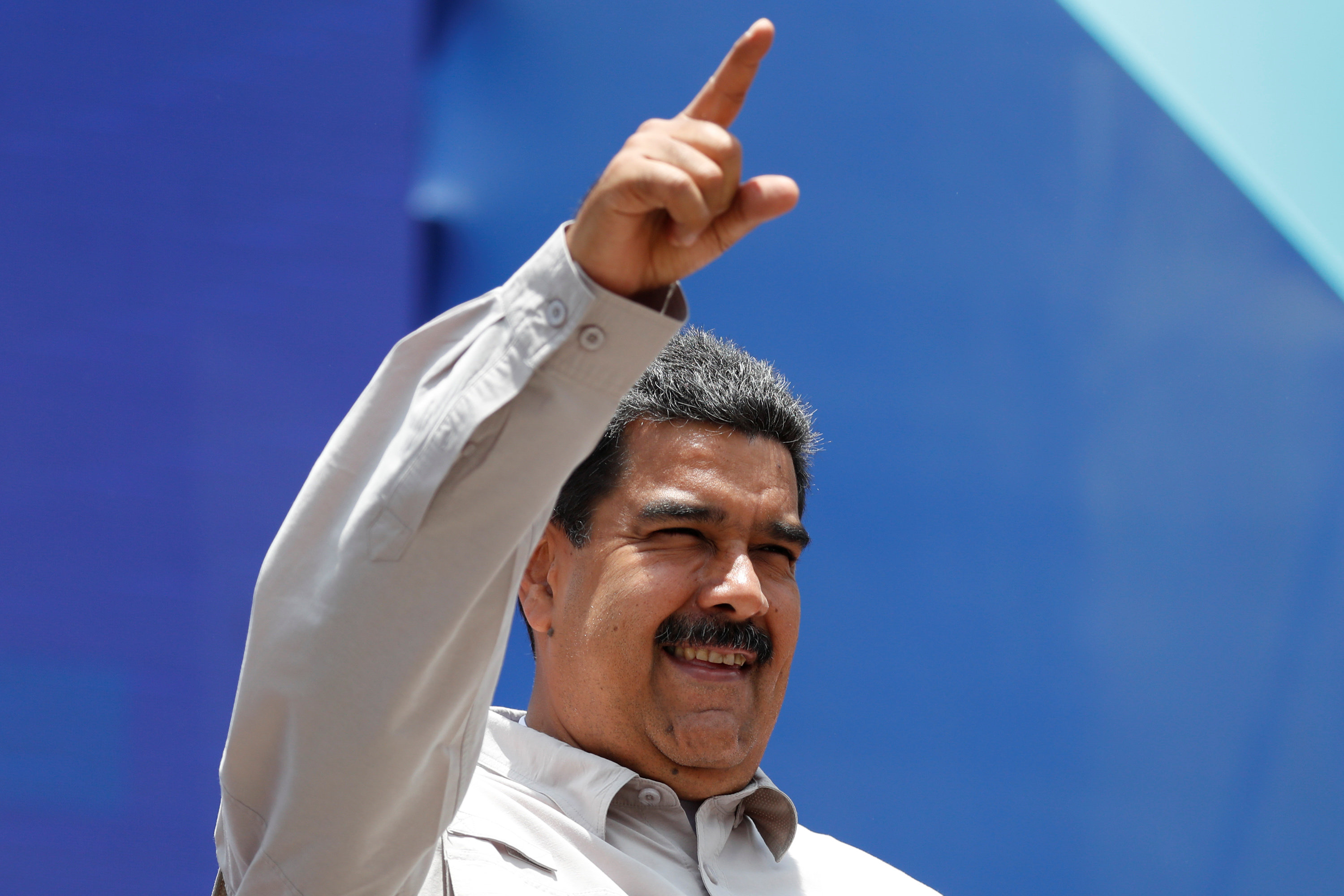 Diputados opositores denuncian a Maduro por corrupción durante última campaña electoral
