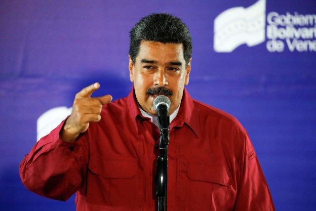 Venezuela's President Nicolas Maduro gestures during a news conference after casting his vote at a polling station, during the presidential election in Caracas, Venezuela May 20, 2018. REUTERS/Carlos Garcia Rawlins