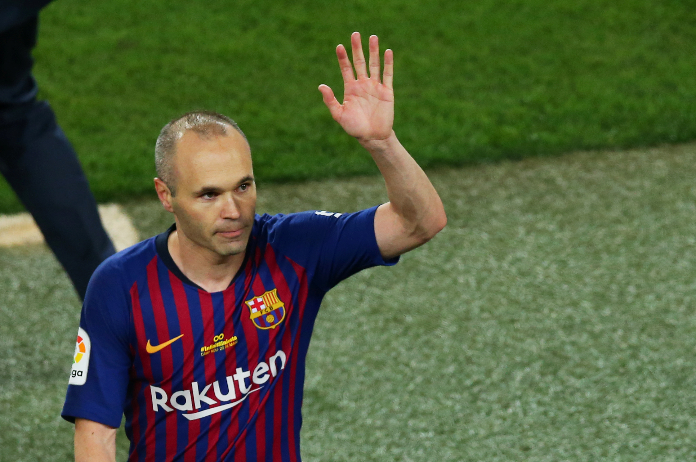 Iniesta dice que jugará en Japón, ficharía para el Vissel Kobe