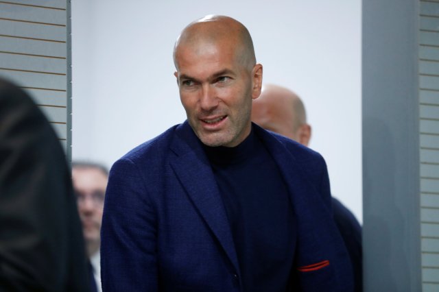 Soccer Football - Real Madrid - Zinedine Zidane Press Conference - Valdebebas, Madrid, Spain - May 31, 2018   Real Madrid coach Zinedine Zidane arrives for the press conference   REUTERS/Juan Medina