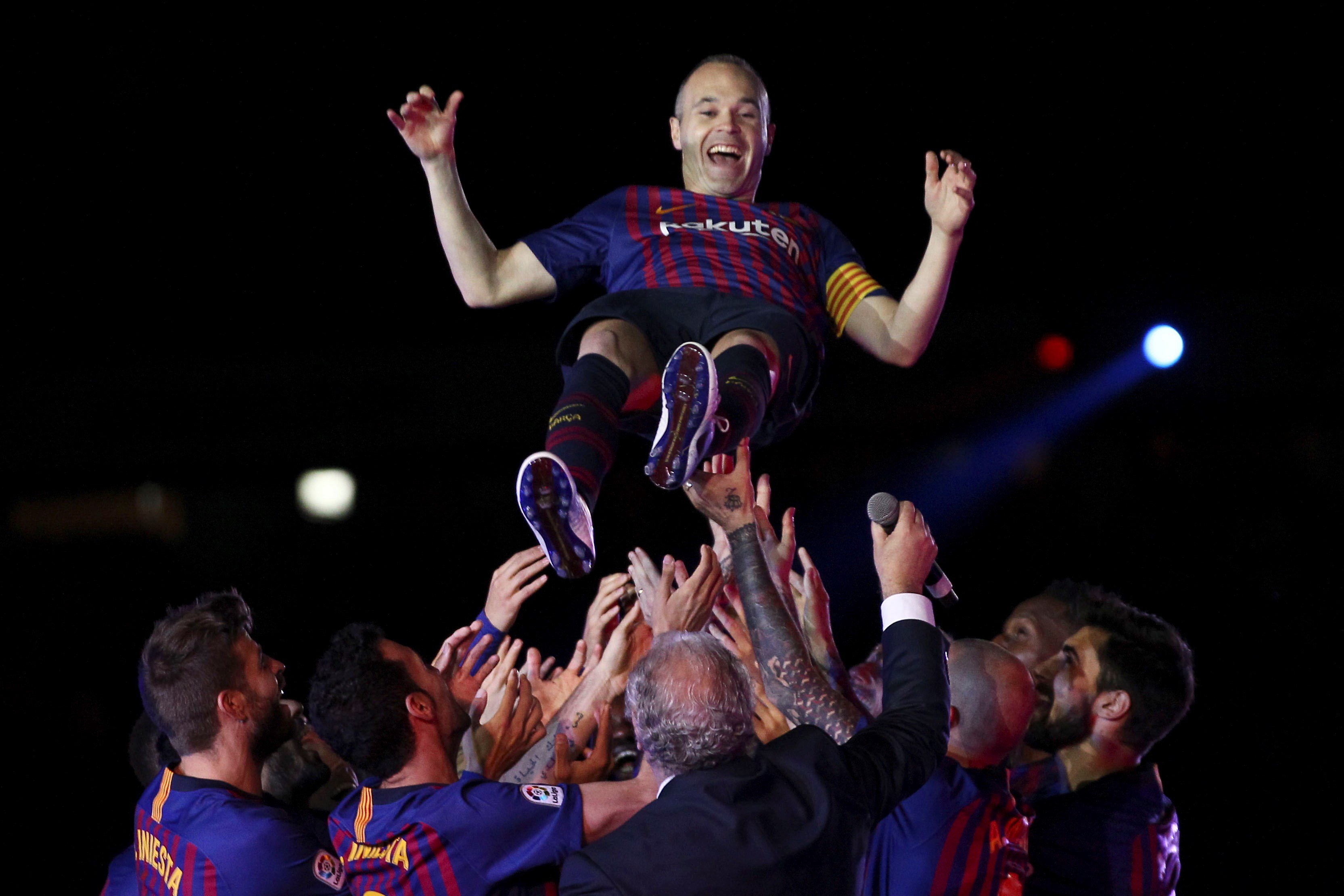 Andrés Iniesta dejó su última clase magistral en el Camp Nou