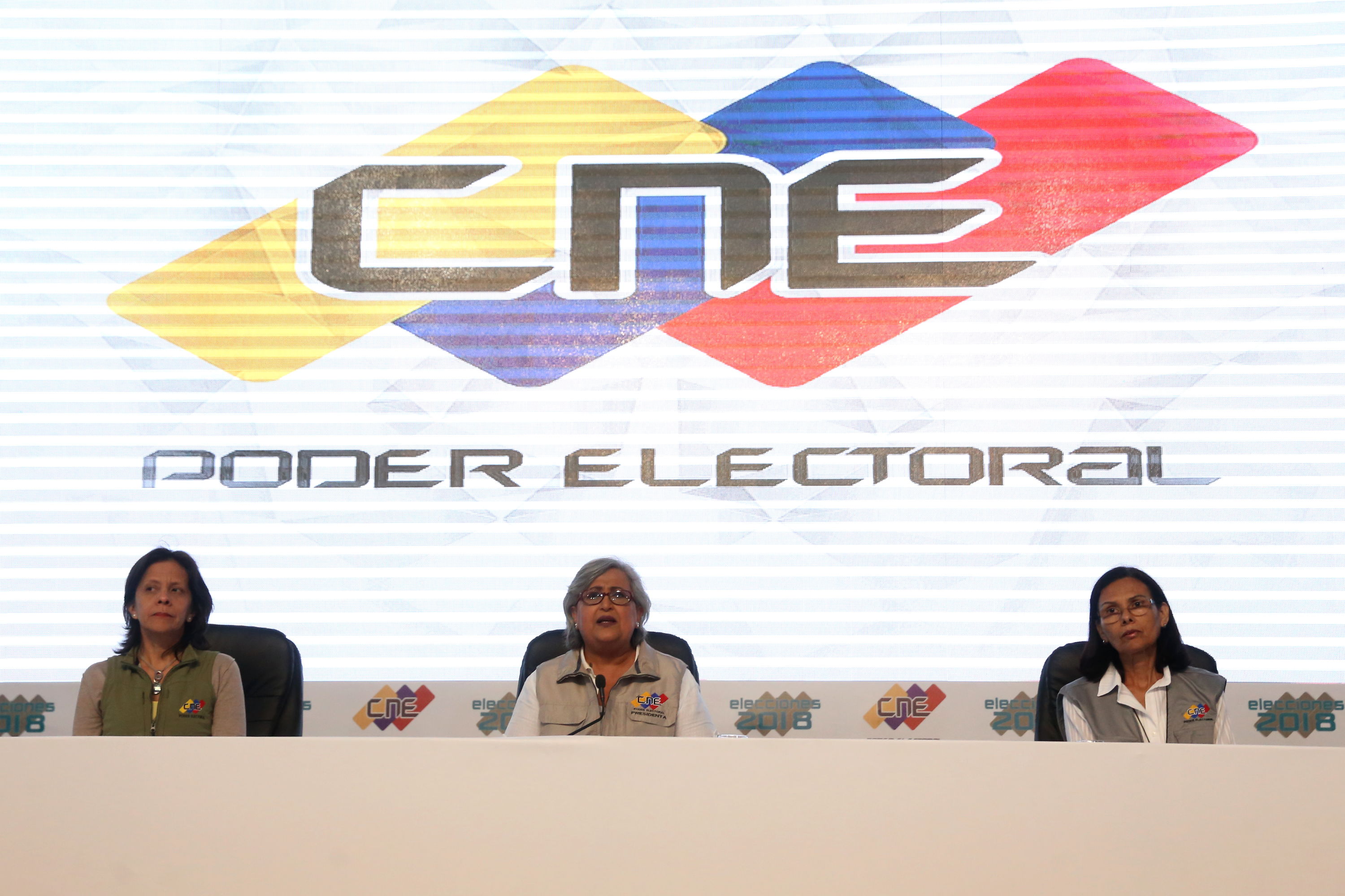 CNE manipula información para tratar de legitimar procesos electorales no transparentes, denuncia Súmate