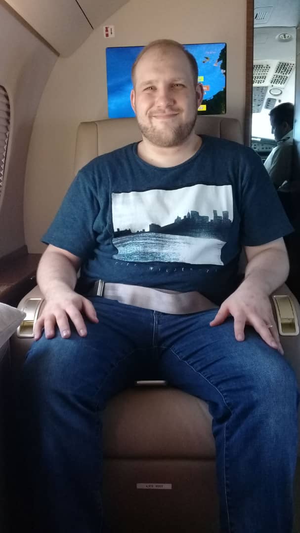 Foto: Joshua Holt y Tamara Caleño en libertad plena toman vuelo con destino a EEUU / Cortesía