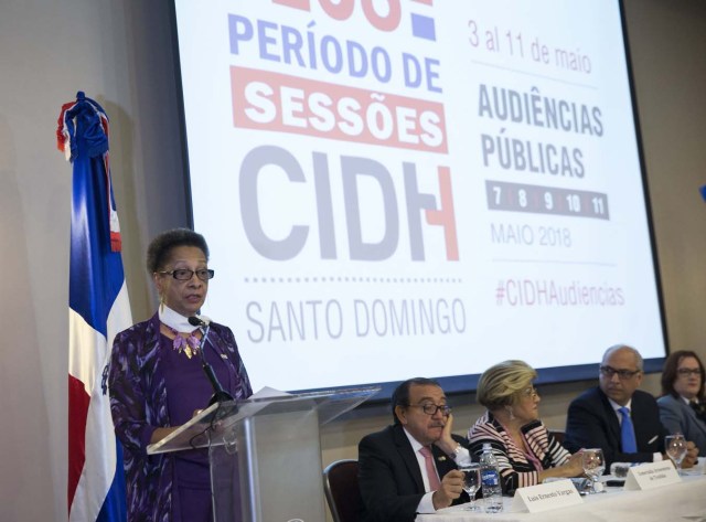 STO02. SANTO DOMINGO (REPÚBLICA DOMINICANA), 03/05/2018.- La presidenta de la Comisión Interamericana de Derechos Humanos (CIDH), Margarette May Macaulay, habla durante la apertura del 168 Período Extraordinario de Sesiones de la institución, hoy, jueves 3 de mayo 2018, en Santo Domingo (República Dominicana). Del 7 al 11 de mayo la Comisión Interamericana de Derechos Humanos celebrará audiencias públicas en Santo Domingo. EFE/Orlando Barría