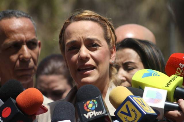 La activista de los derechos humanos, Lilian Tintori en El Helicoide / Juan Peraza - LaPatilla.com