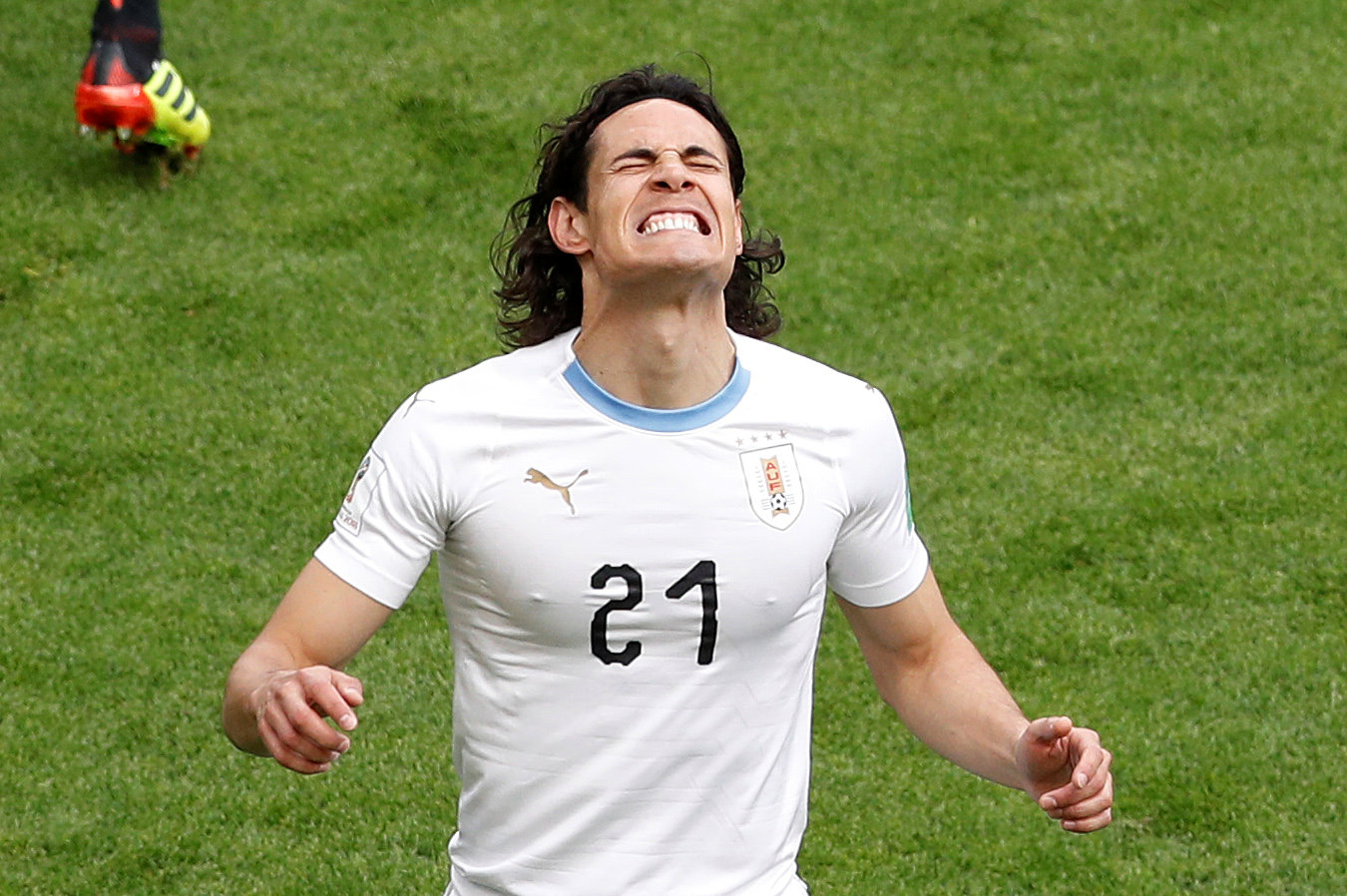 El Manchester United hace oficial el fichaje de Cavani