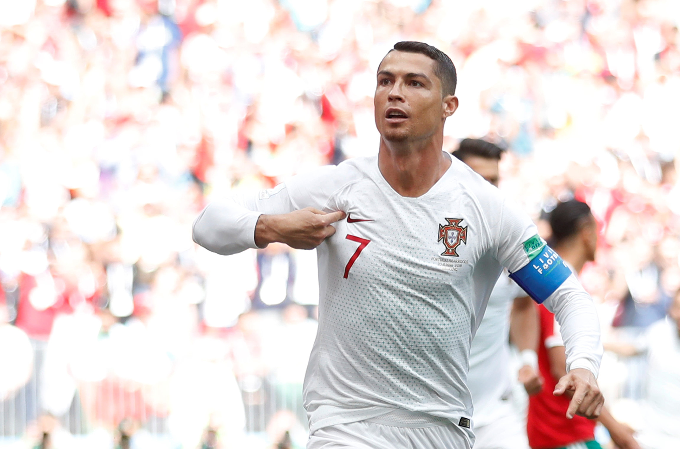 Cristiano Ronaldo y la selección portuguesa apoyan al fútbol no profesional luso