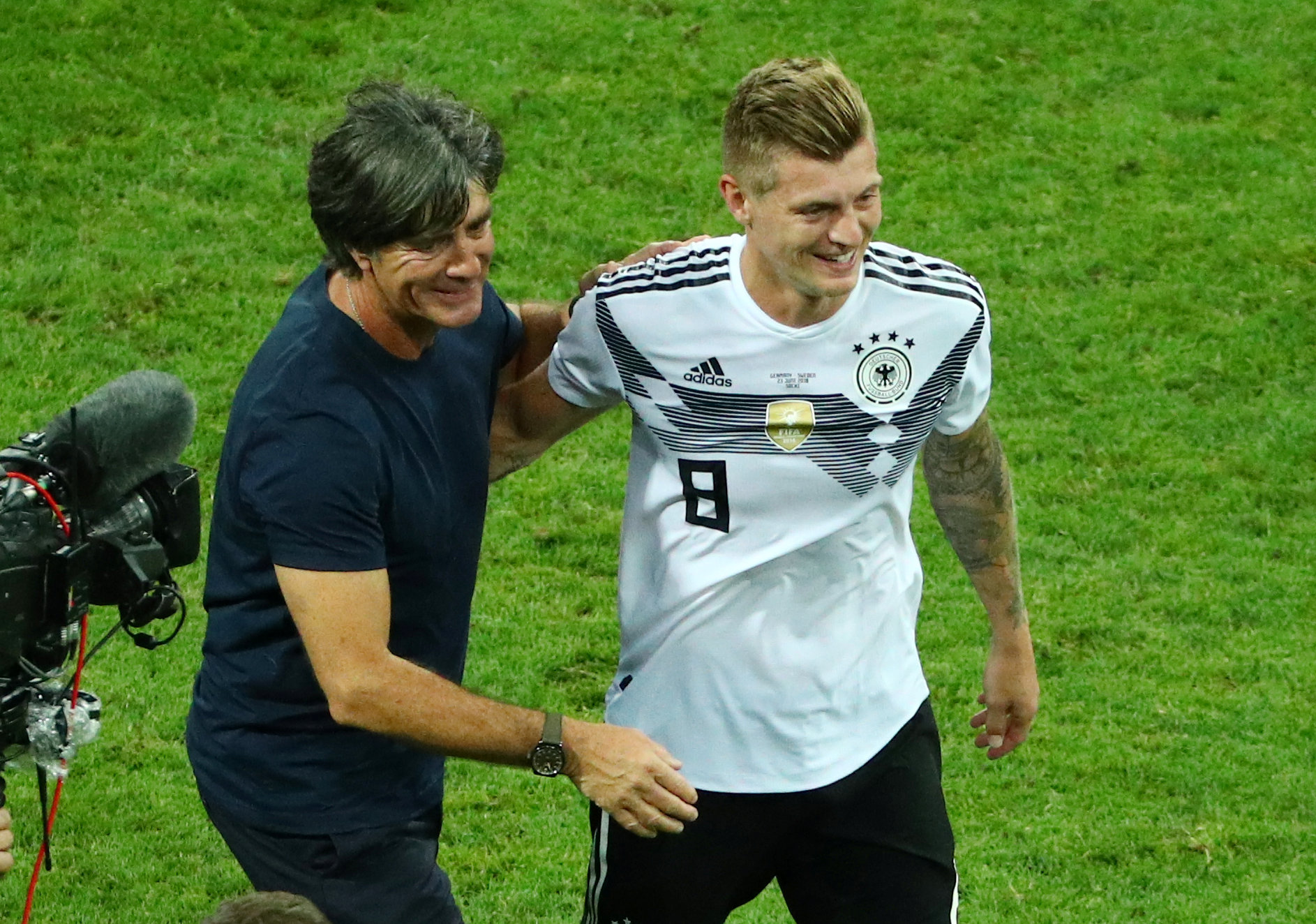 Low feliz con su equipo y por suerte de Kroos, que de villano pasó a héroe