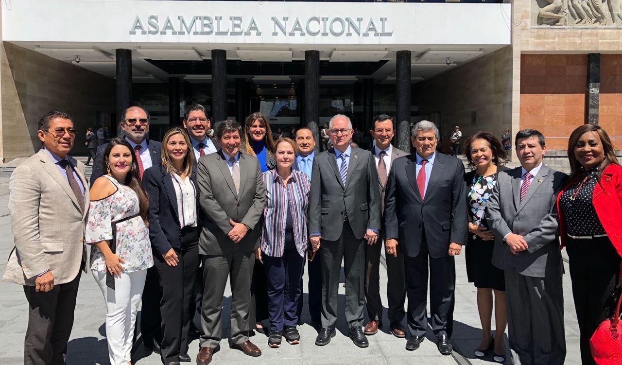 Antonio Ledezma en la Asamblea Nacional de Ecuador asegura que Maduro usurpa Presidencia de la República