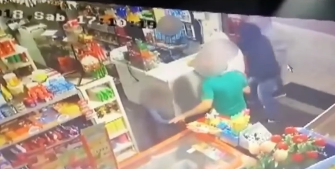 Niño de 6 años defendió a su papá de ladrones armados (video)