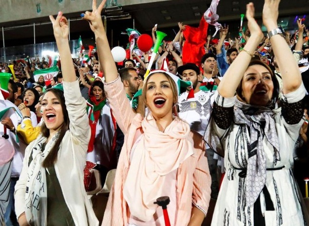 Régimen iraní impidió que mujeres asistieran a partido de fútbol contra Corea del Sur