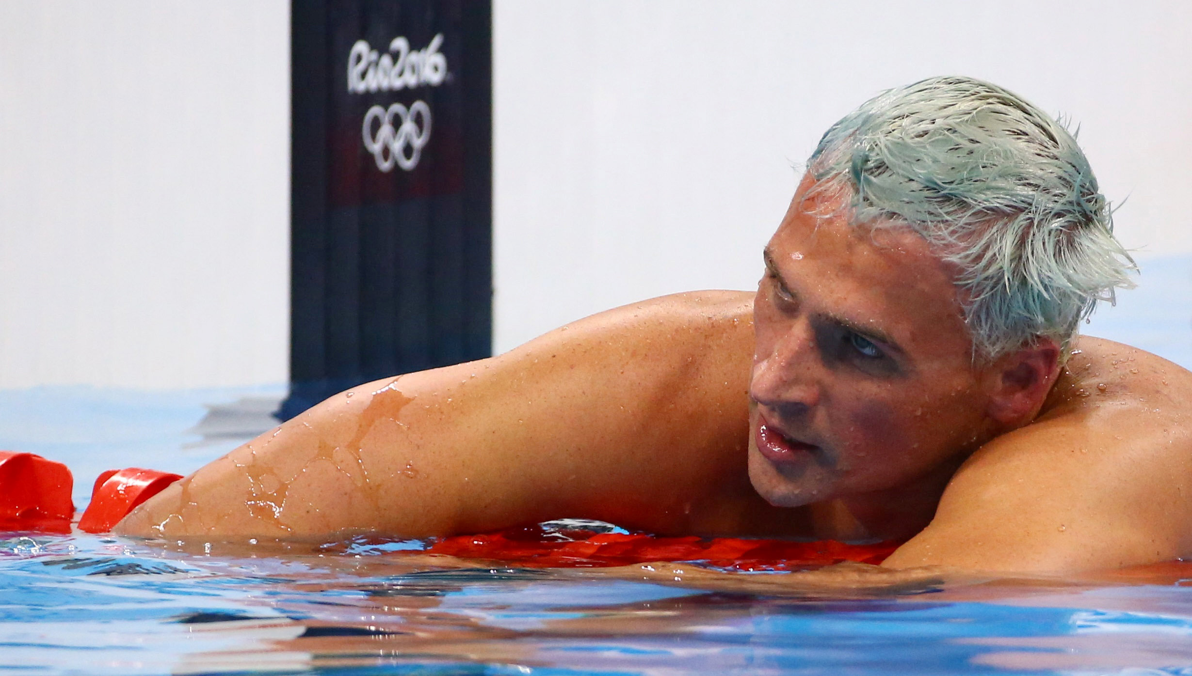 Nadador estadounidense Ryan Lochte es suspendido 14 meses por violar ley antidopaje